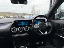MERCEDES-BENZ GLA Photo 5