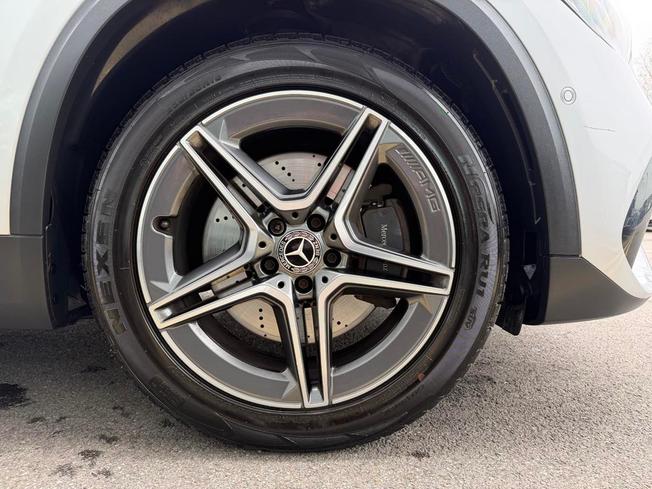 MERCEDES-BENZ GLA Photo 6