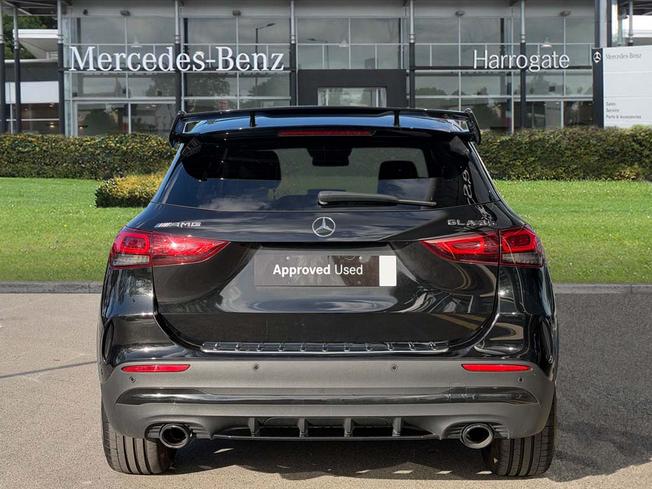 MERCEDES-BENZ GLA Photo 10