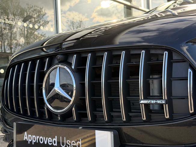 MERCEDES-BENZ GLA Photo 11