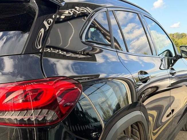 MERCEDES-BENZ GLA Photo 16