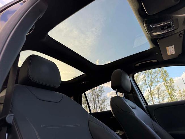 MERCEDES-BENZ GLA Photo 41