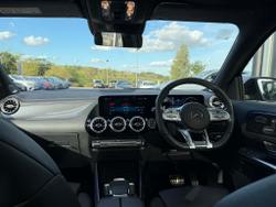 MERCEDES-BENZ GLA Photo 5