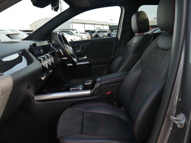 MERCEDES-BENZ GLA Photo 46