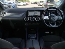 MERCEDES-BENZ GLA Photo 5