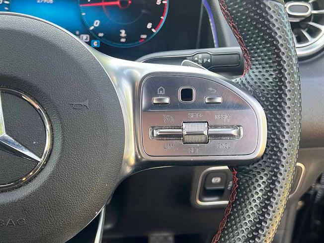 MERCEDES-BENZ GLB Photo 24