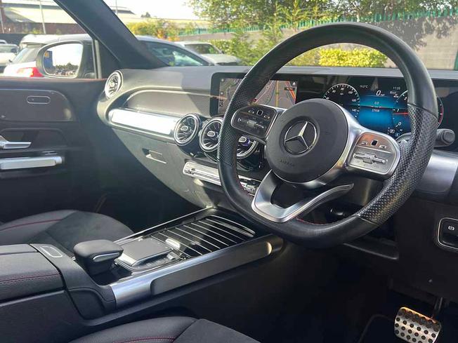 MERCEDES-BENZ GLB Photo 3