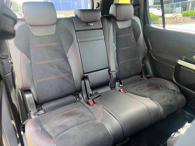 MERCEDES-BENZ GLB Photo 38