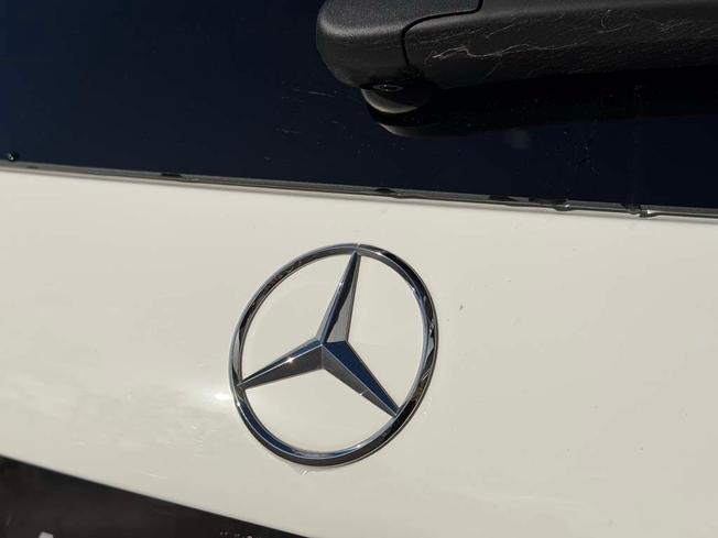 MERCEDES-BENZ GLB Photo 22