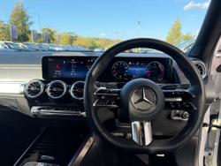 MERCEDES-BENZ GLB Photo 5