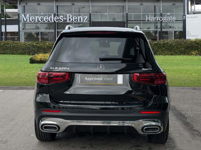 MERCEDES-BENZ GLB Photo 11