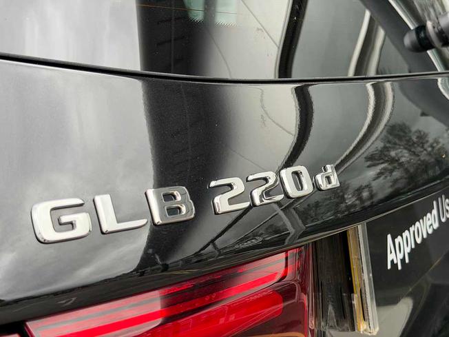 MERCEDES-BENZ GLB Photo 22