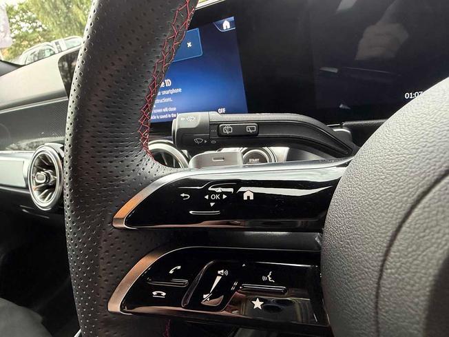MERCEDES-BENZ GLB Photo 33