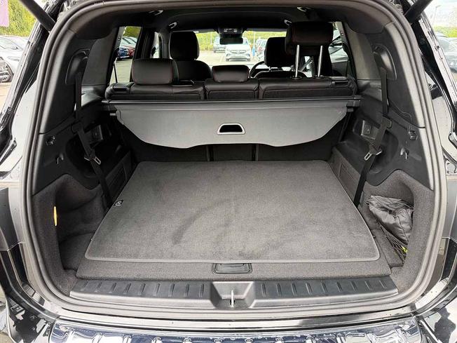 MERCEDES-BENZ GLB Photo 9