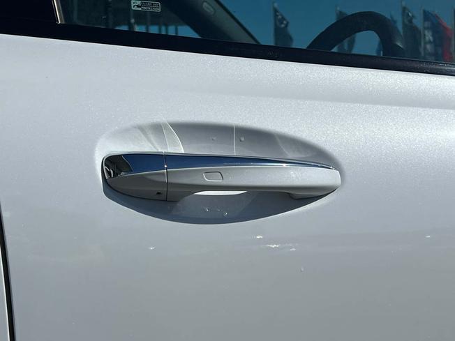MERCEDES-BENZ GLB Photo 15