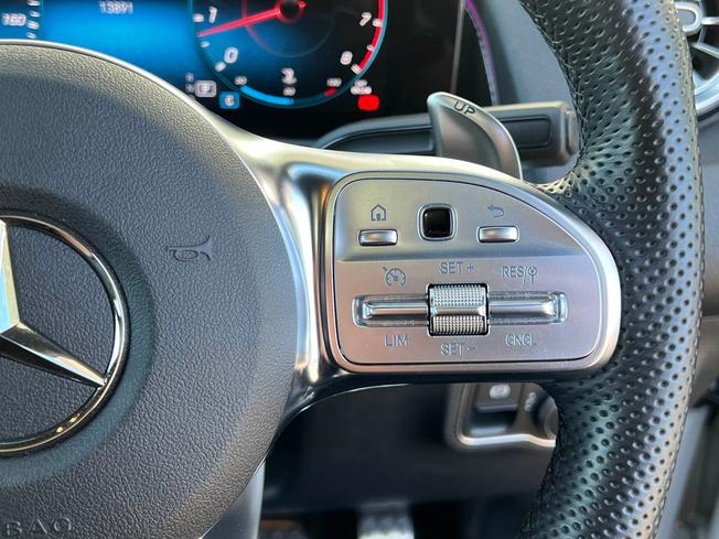 MERCEDES-BENZ GLB Photo 27