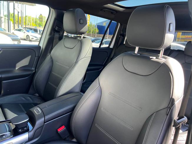 MERCEDES-BENZ GLB Photo 49