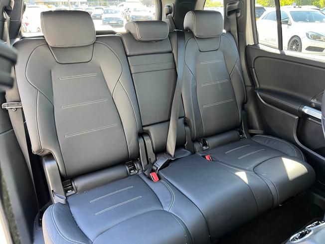 MERCEDES-BENZ GLB Photo 8