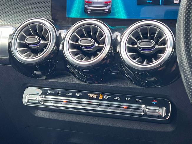 Mercedes-Benz Glb Photo 37