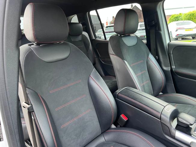 Mercedes-Benz Glb Photo 40