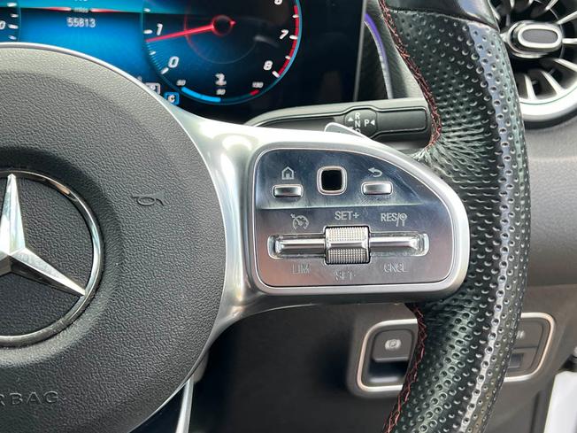 MERCEDES-BENZ GLB Photo 21