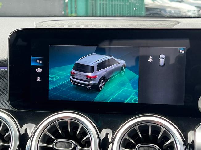 MERCEDES-BENZ GLB Photo 34