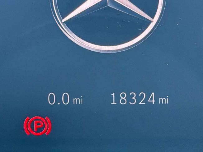 MERCEDES-BENZ Glb Photo 30