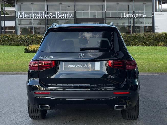 MERCEDES-BENZ GLB Photo 11