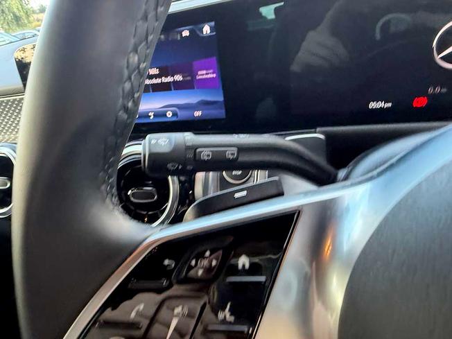 MERCEDES-BENZ GLB Photo 30
