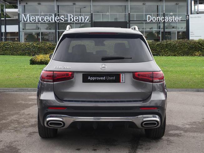MERCEDES-BENZ GLB Photo 11
