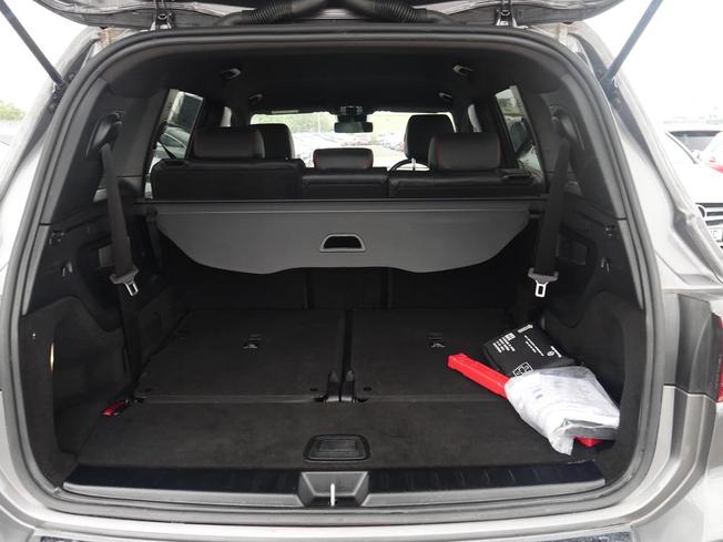MERCEDES-BENZ GLB Photo 9