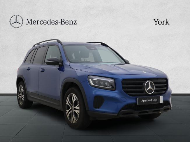 MERCEDES-BENZ GLB Photo 1