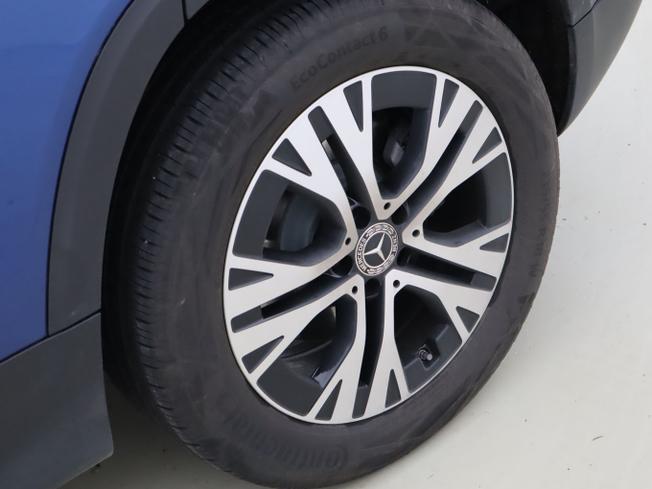 MERCEDES-BENZ GLB Photo 6