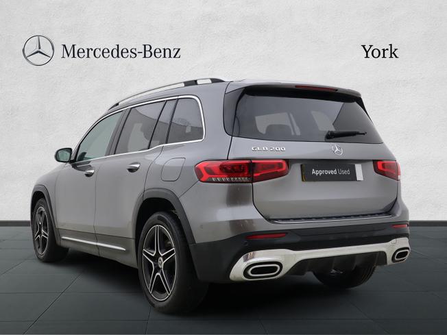 MERCEDES-BENZ GLB Photo 2