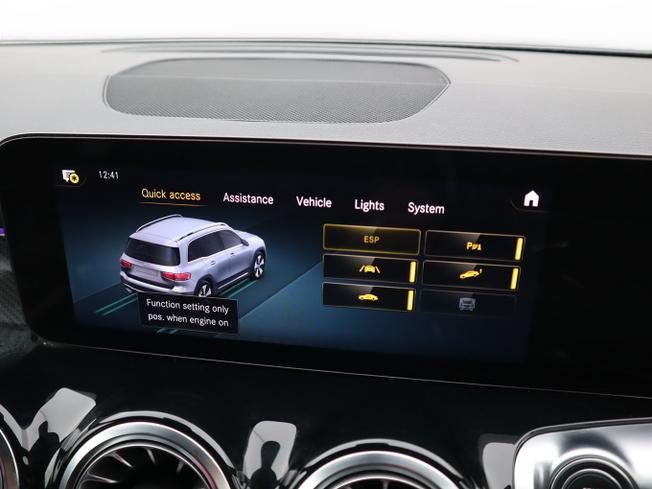 MERCEDES-BENZ GLB Photo 32