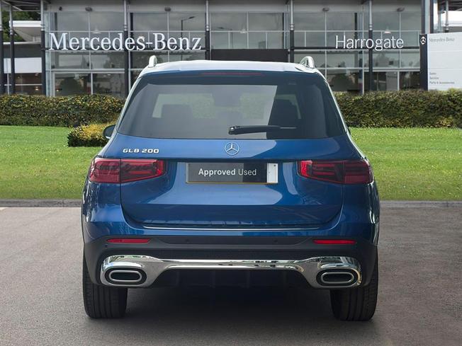 MERCEDES-BENZ GLB Photo 10