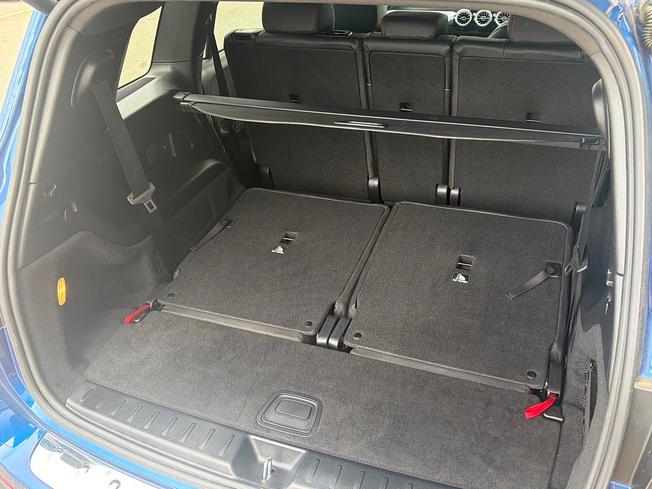 MERCEDES-BENZ GLB Photo 9