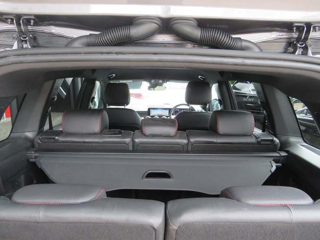 MERCEDES-BENZ GLB Photo 18