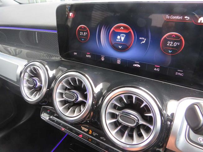 MERCEDES-BENZ GLB Photo 37
