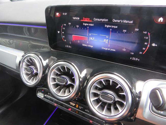 MERCEDES-BENZ GLB Photo 40