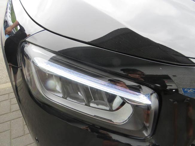MERCEDES-BENZ Glb Photo 21