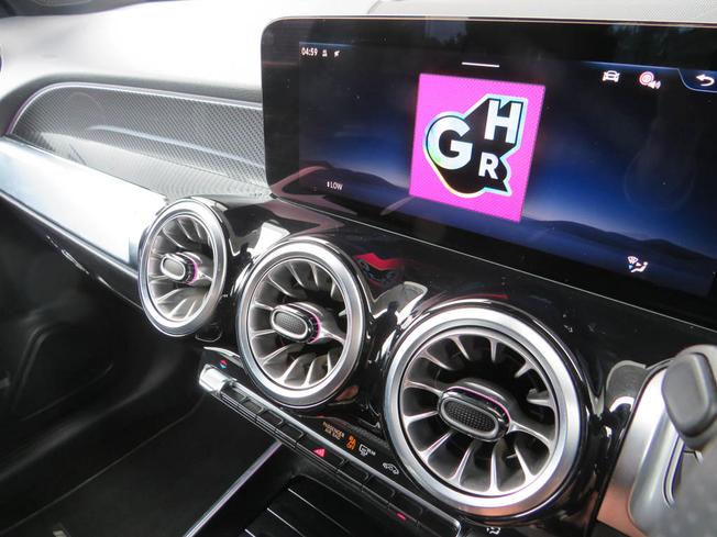 MERCEDES-BENZ Glb Photo 32