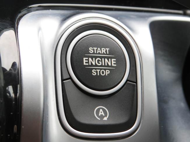 MERCEDES-BENZ Glb Photo 43