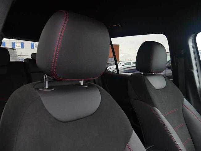 Mercedes-Benz Glb Photo 33