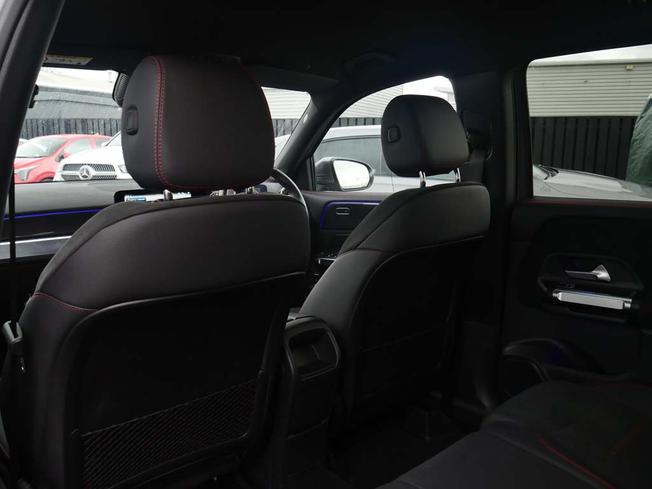Mercedes-Benz Glb Photo 38