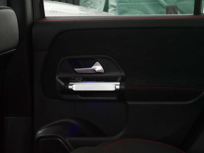 Mercedes-Benz Glb Photo 39