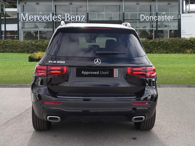 MERCEDES-BENZ GLB Photo 11