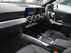 MERCEDES-BENZ GLB Photo 3