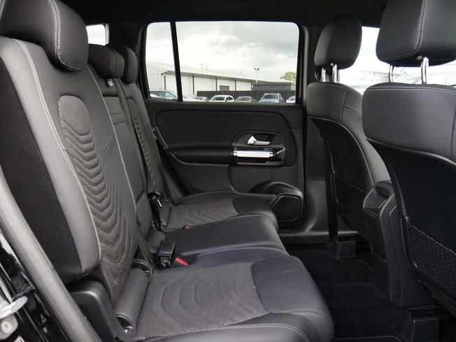 MERCEDES-BENZ GLB Photo 34