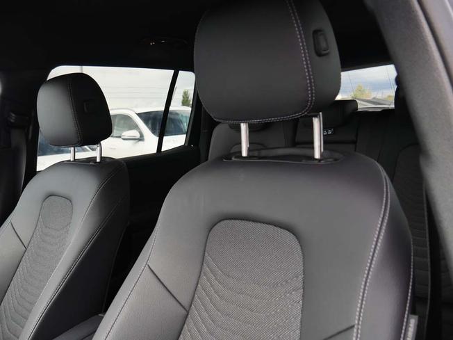 MERCEDES-BENZ GLB Photo 45